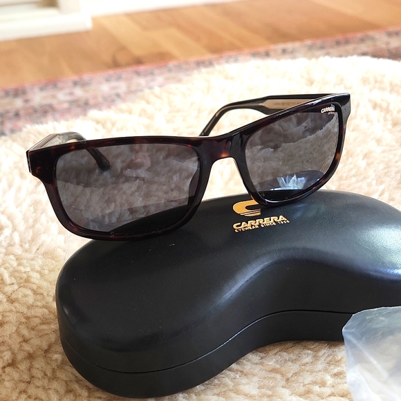 NWT Carrera Men's Dark Tortoise Sunglasses With Case & Cleaning Cloth πΆ π π - Picture 10 of 16